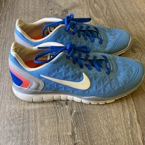 Nike training free fit 2 sneakers